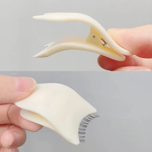 Lash Applicator! MAKES APPLYING LASHES SO EASY!!! - Picture 10 of 12